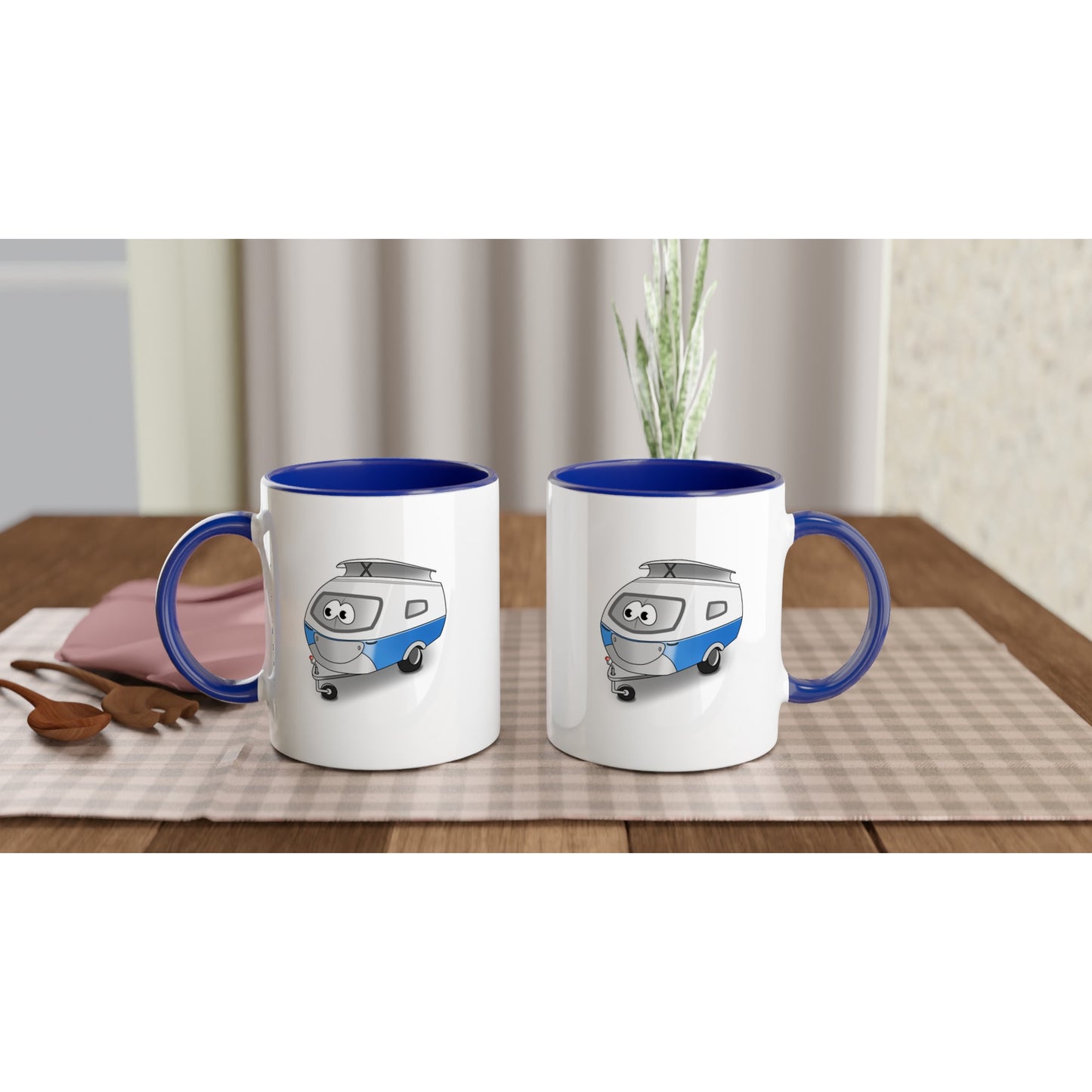 Das Bild zeigt eine Beispielaufnahme von dem Becher mit dem aufgedruckten Cartoon „Trollinchen“.