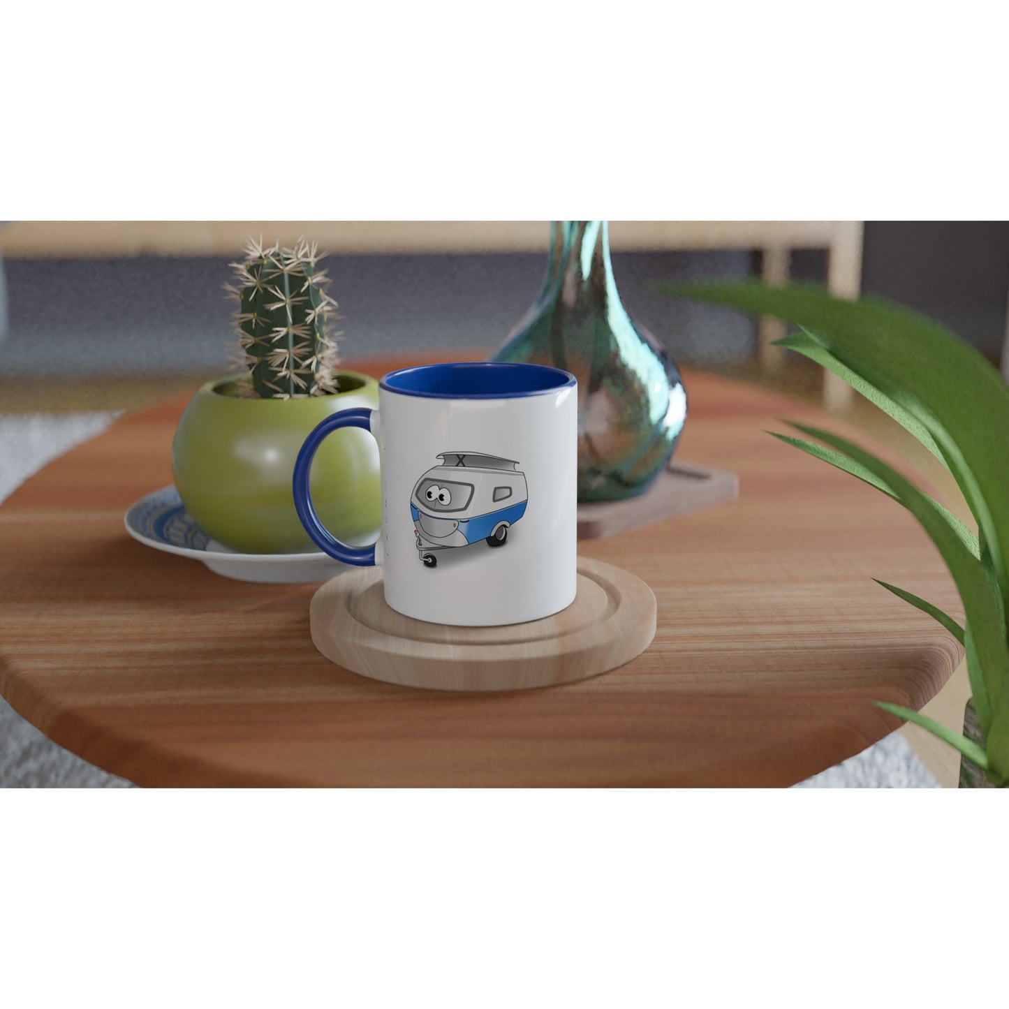 Das Bild zeigt eine Beispielaufnahme von dem Becher mit dem aufgedruckten Cartoon „Trollinchen“.