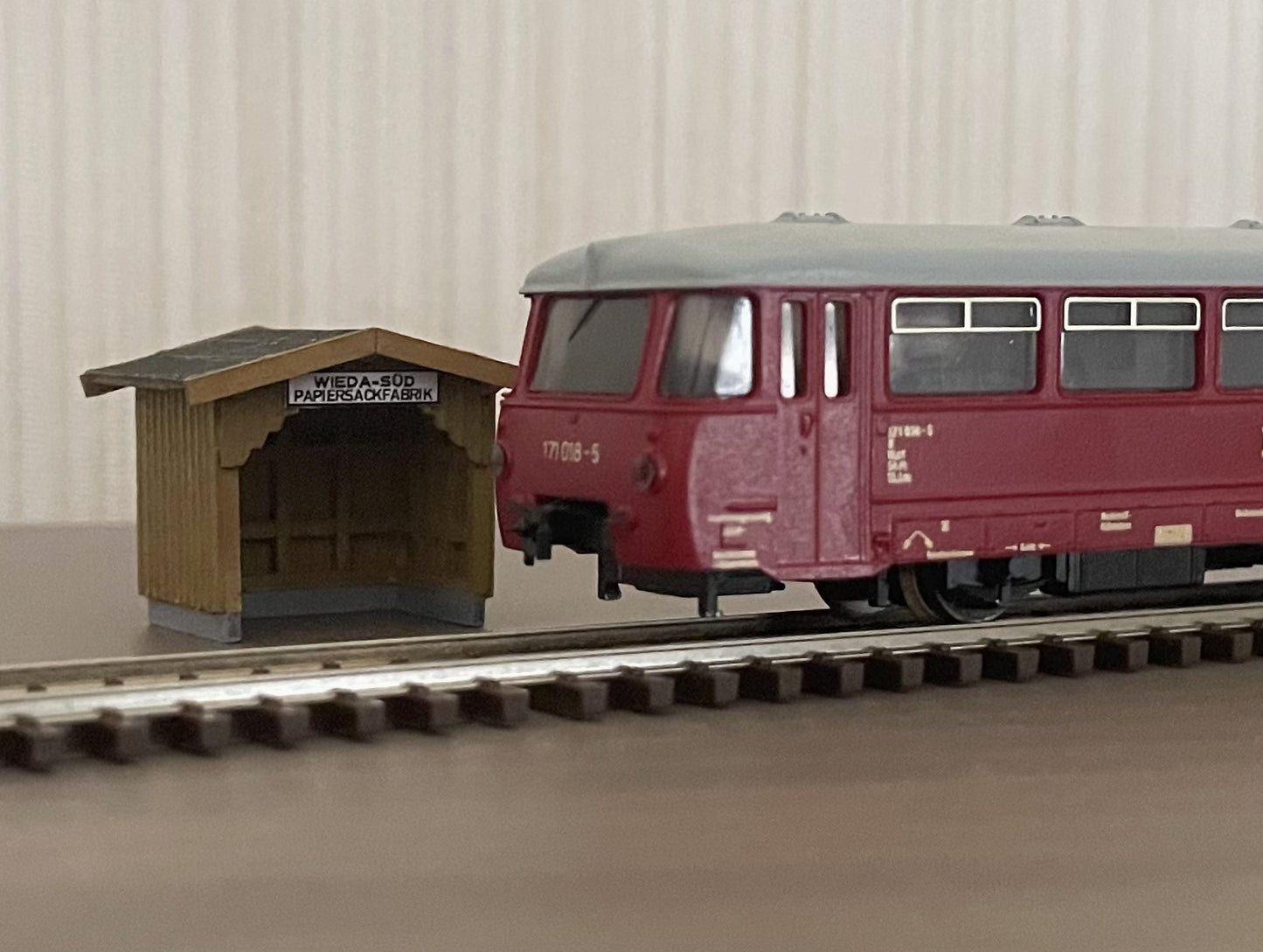 Wartehaus Haltepunkt "Papiersackfabrik" (Bausatz, TT / 1:120)